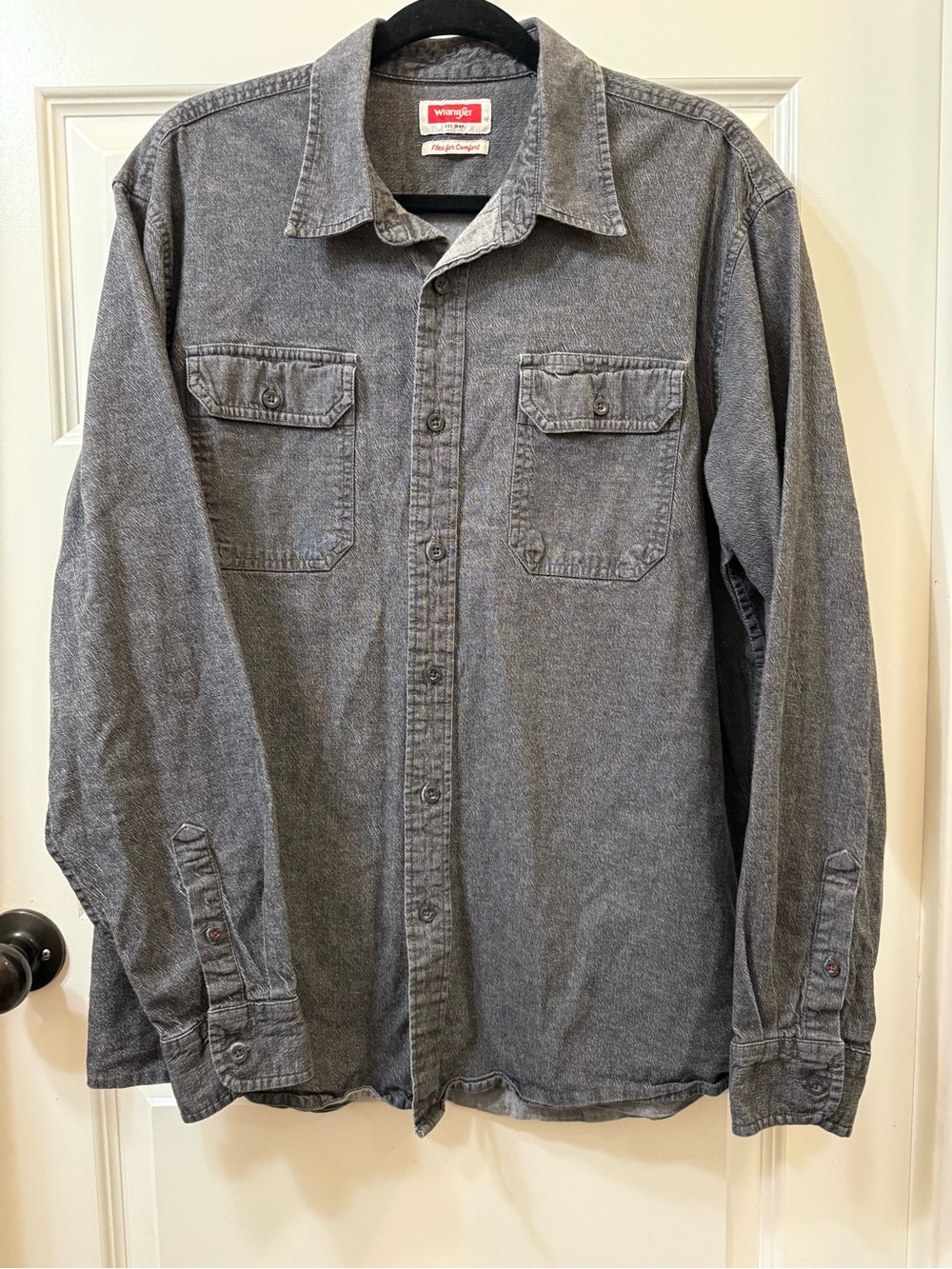 Wrangler Flex for Comfort Gray Denim Button-Up Shirt Large